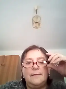 Snapshot of MilaCold5443 chatting on October 30, 6:01 am MilaCold5443 online show from October 30, 6:01 am