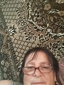 Snapshot of MilaCold5443 chatting on June 3, 2:33 pm MilaCold5443 online show from June 3, 2:33 pm