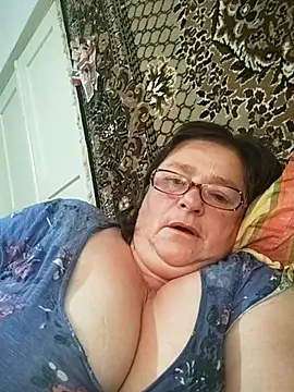 Snapshot of MilaCold5443 chatting on July 10, 7:19 am MilaCold5443 online show from July 10, 7:19 am