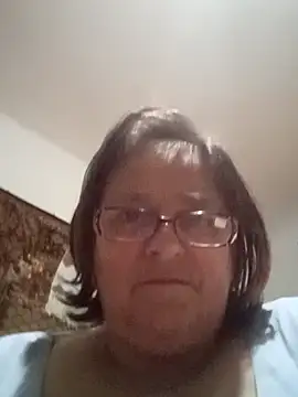 Snapshot of MilaCold5443 chatting on December 21, 7:21 am MilaCold5443 online show from December 21, 7:21 am