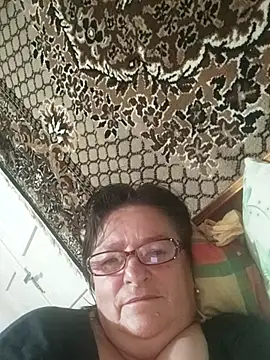 Snapshot of MilaCold5443 chatting on July 14, 1:39 pm MilaCold5443 online show from July 14, 1:39 pm