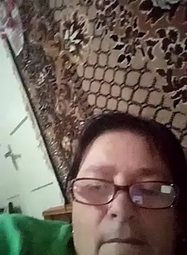 Snapshot of MilaCold5443 chatting on February 15, 6:25 am MilaCold5443 online show from February 15, 6:25 am