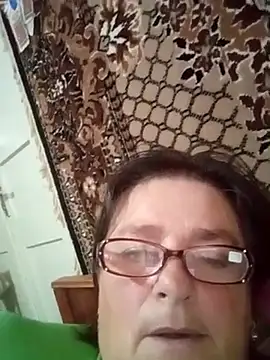 Snapshot of MilaCold5443 chatting on November 17, 7:01 am MilaCold5443 online show from November 17, 7:01 am