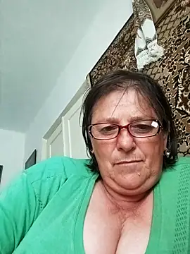 Snapshot of MilaCold5443 chatting on May 26, 12:25 pm MilaCold5443 online show from May 26, 12:25 pm