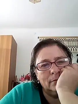 Snapshot of MilaCold5443 chatting on October 31, 11:07 am MilaCold5443 online show from October 31, 11:07 am