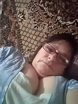 Snapshot of MilaCold5443 chatting on February 21, 4:14 am MilaCold5443 online show from February 21, 4:14 am