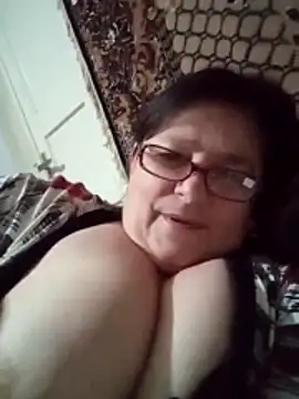 Snapshot of MilaCold5443 chatting on February 27, 8:19 pm MilaCold5443 online show from February 27, 8:19 pm