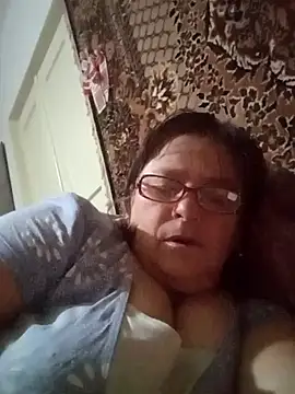 Snapshot of MilaCold5443 chatting on December 21, 7:26 pm MilaCold5443 online show from December 21, 7:26 pm