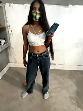 Snapshot of Rani_hot2 chatting on October 13, 8:05 am Rani hot2 online show from October 13, 8:05 am