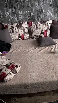 CatAdmiral online show from April 15, 6:08 am