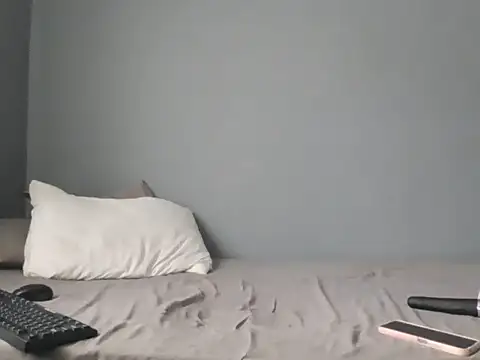 Snapshot of mystique_shadow chatting on February 16, 8:46 am mystique shadow online show from February 16, 8:46 am