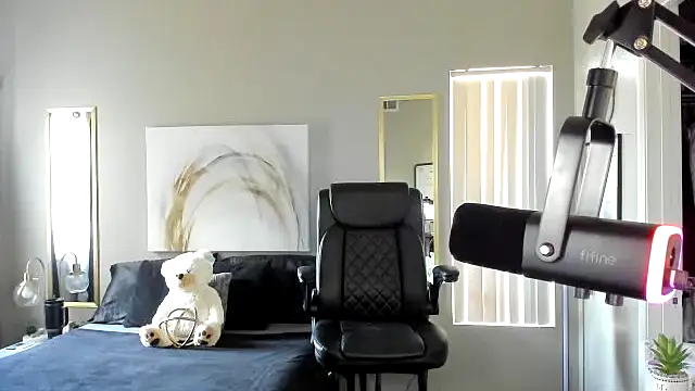 Snapshot of Myonnathegod chatting on October 26, 10:32 pm Myonnathegod online show from October 26, 10:32 pm