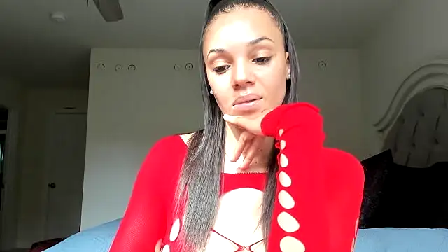 Snapshot of Myonnathegod chatting on October 15, 5:43 pm Myonnathegod online show from October 15, 5:43 pm