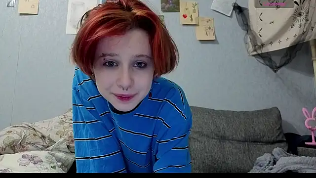 Snapshot of RubiReynnn chatting on October 11, 7:04 pm RubiReynnn online show from October 11, 7:04 pm