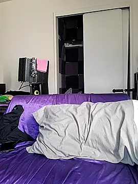 SLIM-BONEZ-N-HARMONY online show from February 12, 3:01 pm