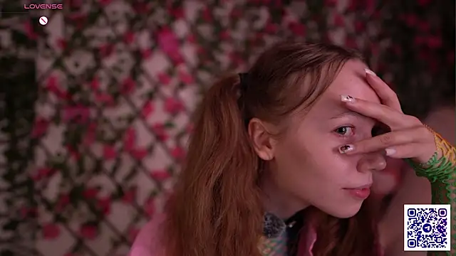 Petite Polly online show from November 20, 6:08 pm