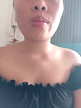 hello-cute online show from October 22, 5:40 am