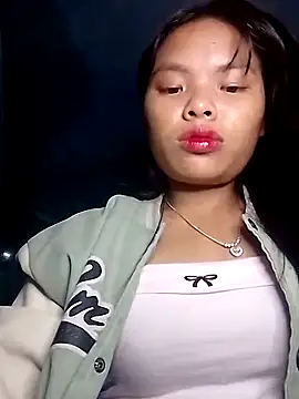 hello-cute online show from October 31, 6:10 am