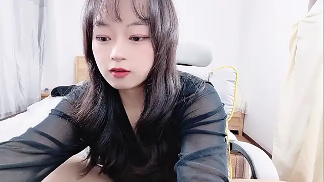 Snapshot of XX-XXBB chatting on October 14, 10:16 am XX-XXBB online show from October 14, 10:16 am