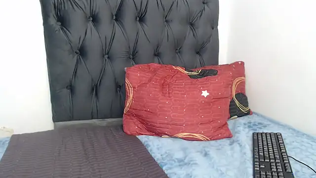 Lacey76 online show from December 1, 7:26 pm