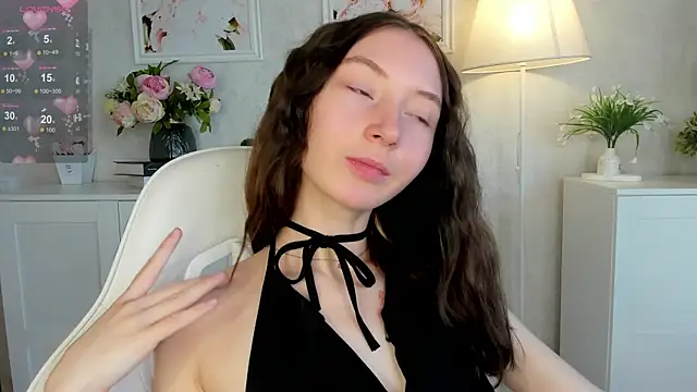 try love  online show from October 25, 8:57 am