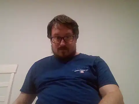 Snapshot of czechguy chatting on November 14, 5:49 pm czechguy online show from November 14, 5:49 pm