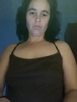 Snapshot of Ella-433 chatting on November 16, 8:35 pm Ella-433 online show from November 16, 8:35 pm