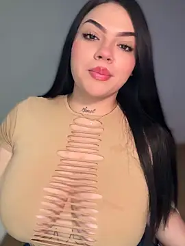 dulcemarianh  online show from April 24, 1:18 am