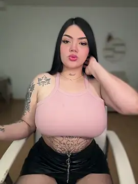 dulcemarianh  online show from May 30, 3:35 am