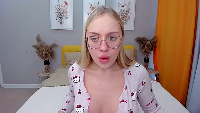 CeaneLino online show from November 26, 8:03 am