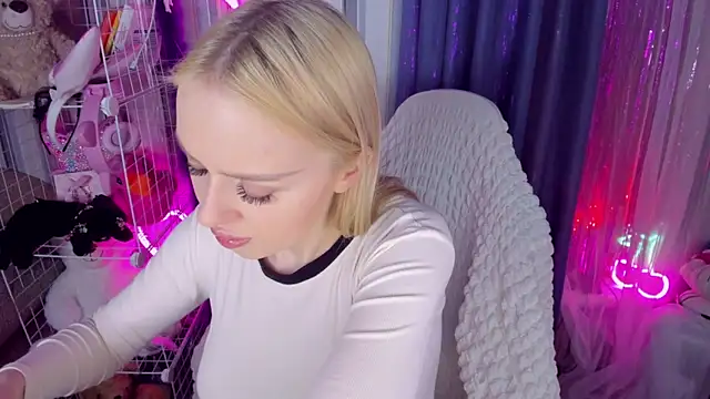 CeaneLino online show from March 22, 3:35 pm