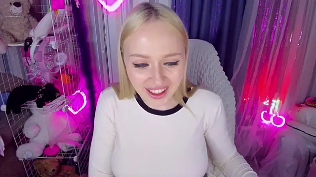 CeaneLino online show from March 25, 3:44 pm