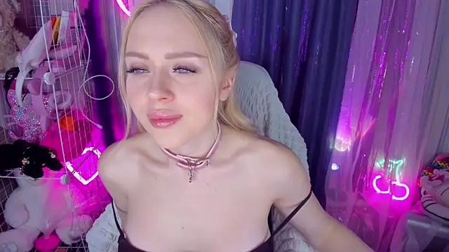 CeaneLino online show from March 15, 3:52 pm