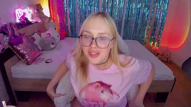 CeaneLino online show from October 28, 7:35 pm