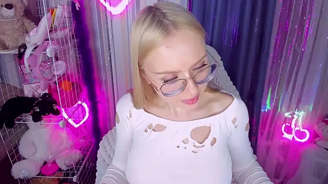 CeaneLino online show from March 21, 6:12 pm