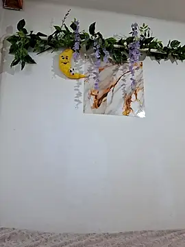Snapshot of Nika_aa chatting on July 4, 3:05 pm Nika aa online show from July 4, 3:05 pm