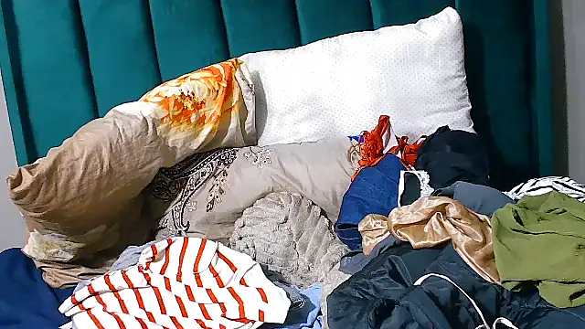 DeliciousBoobsx25 online show from November 1, 8:30 am