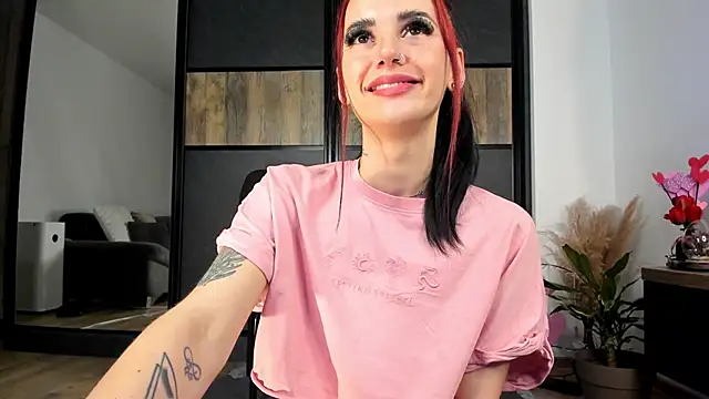 JacquelineHex online show from February 5, 3:13 am