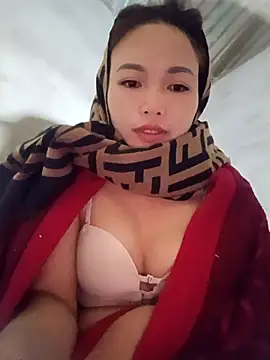 Rabbit-small online show from November 27, 8:20 pm