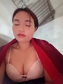 Rabbit-small online show from November 21, 4:17 pm