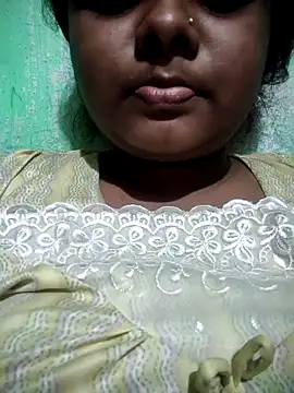 World Top Girl online show from November 5, 8:28 am