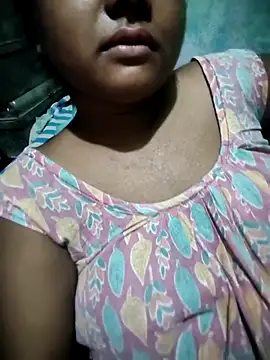 World Top Girl online show from October 27, 8:15 am