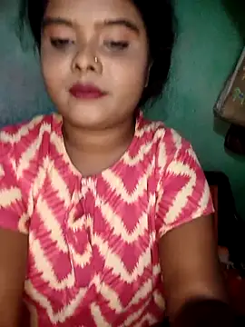 World Top Girl online show from November 4, 12:20 pm