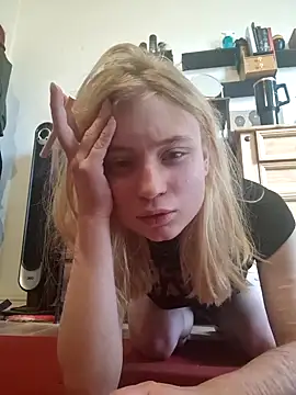 cinnamon-xx online show from May 10, 9:24 am