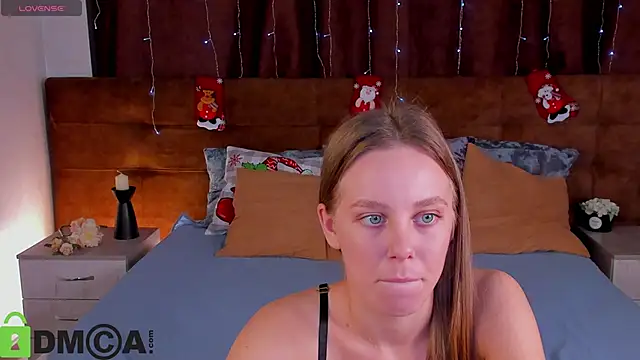 Snapshot of Verona_Brens chatting on December 14, 8:09 am Verona Brens online show from December 14, 8:09 am