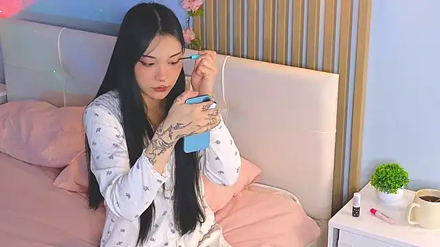 hellowianny online show from October 8, 1:56 pm