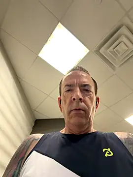 Snapshot of Crazy_Mike1 chatting on October 10, 11:22 am Crazy Mike1 online show from October 10, 11:22 am