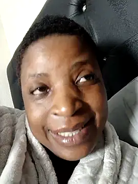 Linae1234 online show from November 10, 7:30 pm