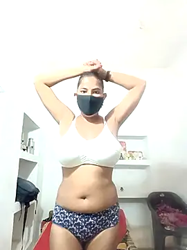 Hot radhaji online show from October 18, 5:20 am