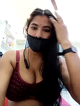 Hot radhaji online show from April 19, 8:15 am